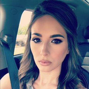 Meet your Posher, Bethany